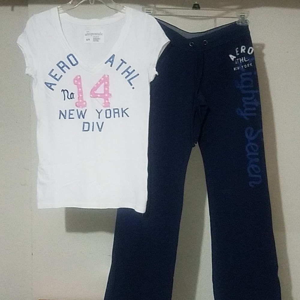 Aeropostale shirt & pant both medium